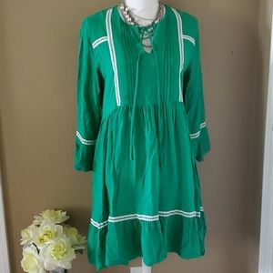 NWT: Green Size M VIOLET Weekend Dress